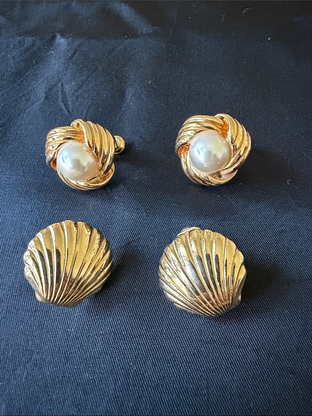 Napier clip & screw down earrings & shell pair